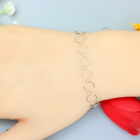 "Elegant & Trendy Bracelet, A Perfect Gift for Women, Thoughtful, EVCH1830 - Picture 7 of 10